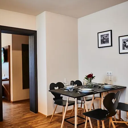 Evi Apartments Via We Rent Kaprun Exteriér fotografie