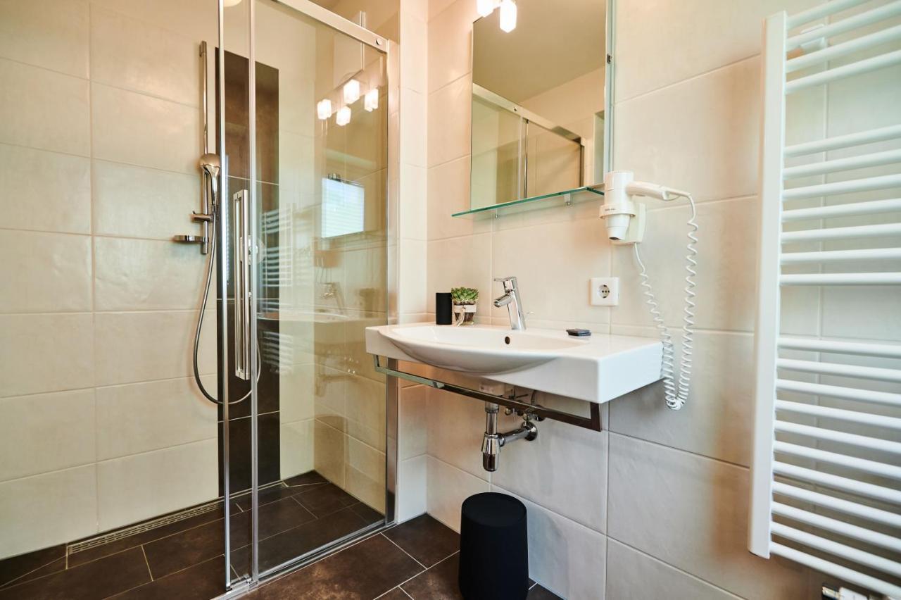 Evi Via We Rent
