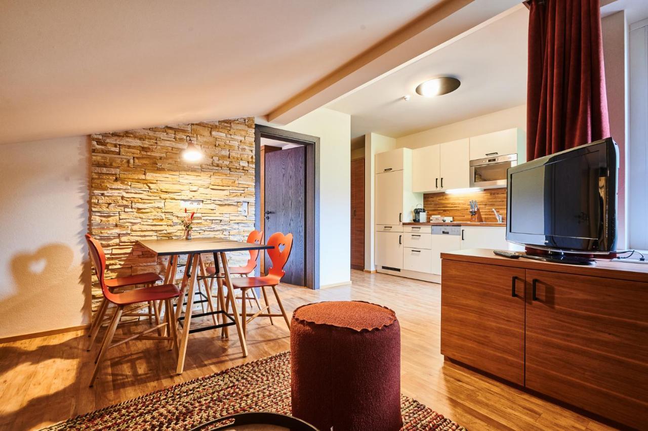 Evi Apartments Via We Rent *