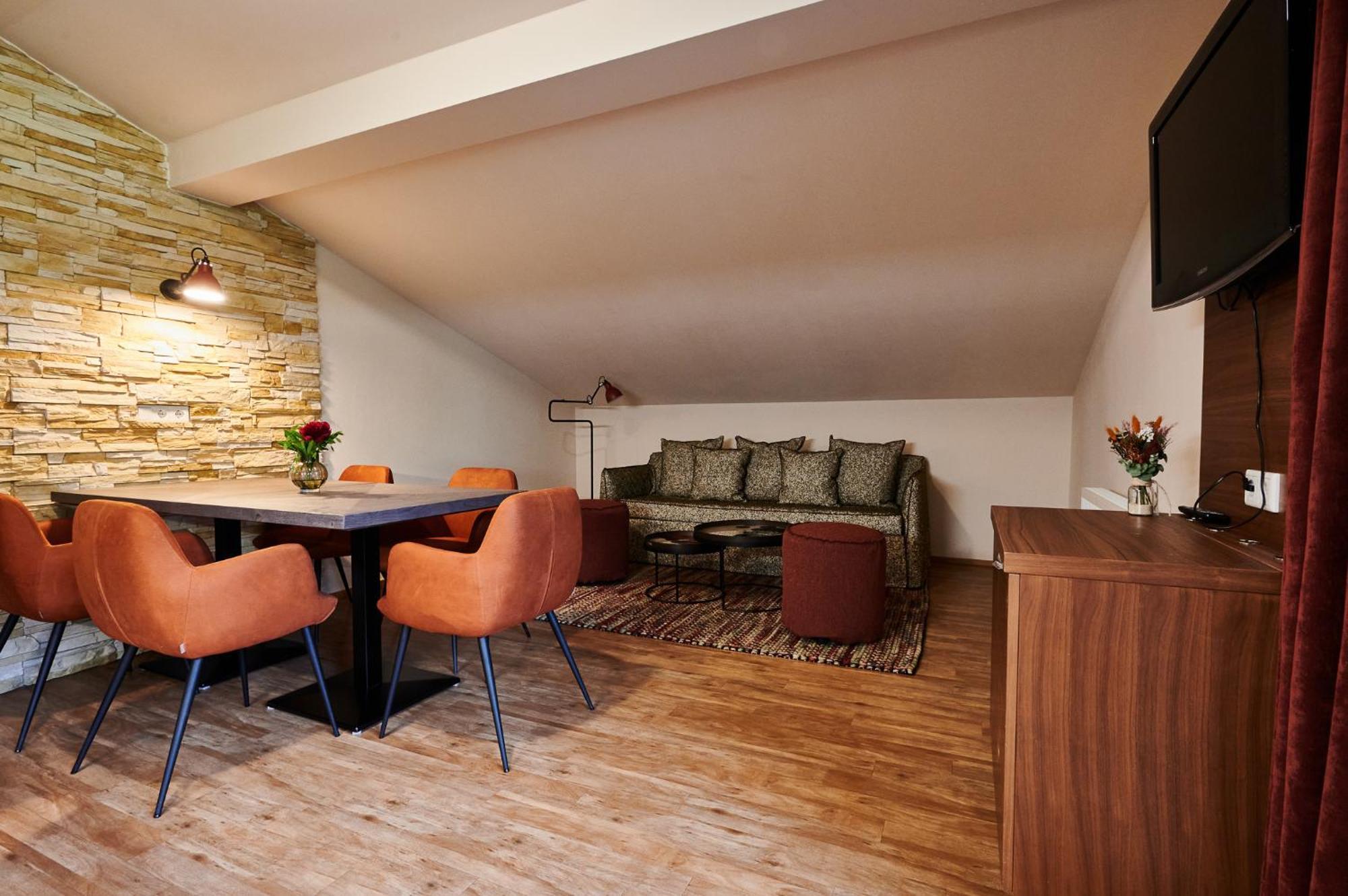 Evi Apartments Via We Rent Apartment *